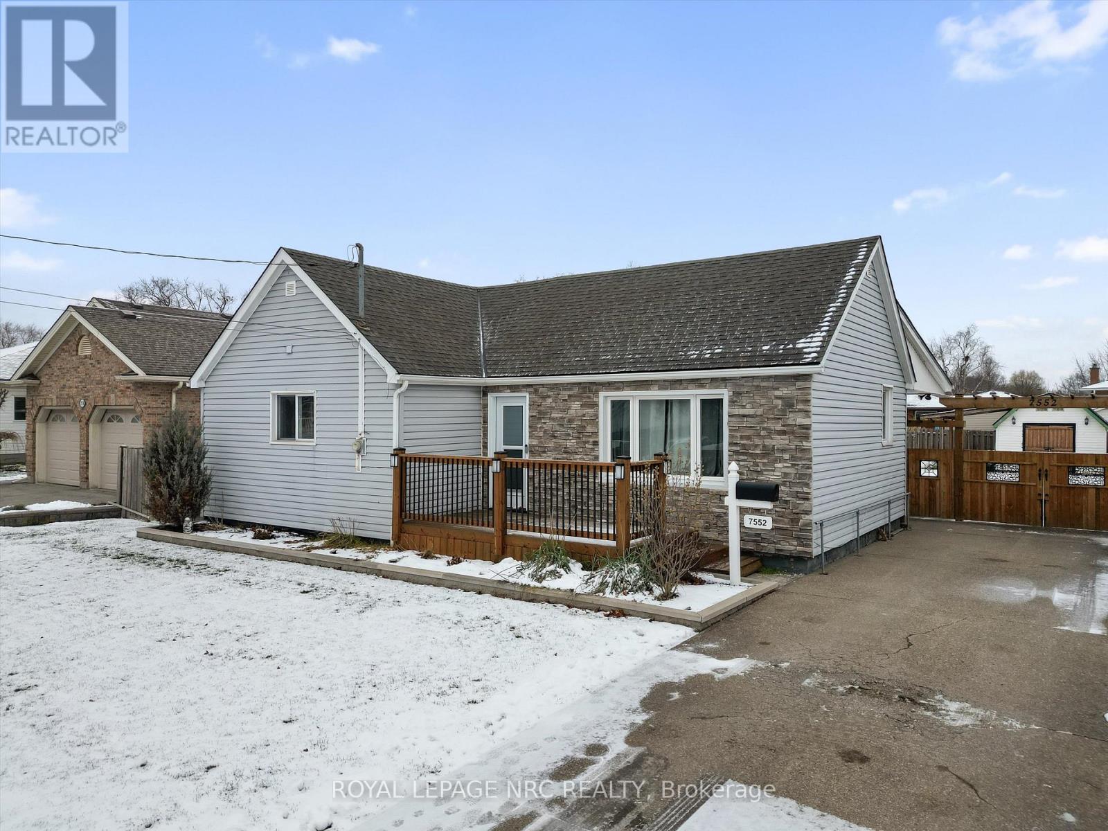 7552 Dorchester Road, Niagara Falls, Ontario  L2G 5W2 - Photo 46 - X12695120