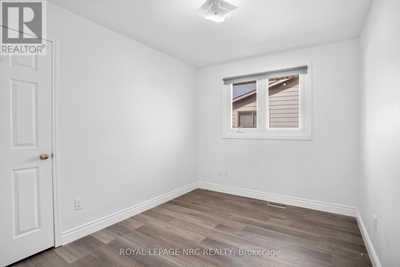 37 Greystone Crescent, St. Catharines, Ontario  L2N 6P1 - Photo 11 - X12695238