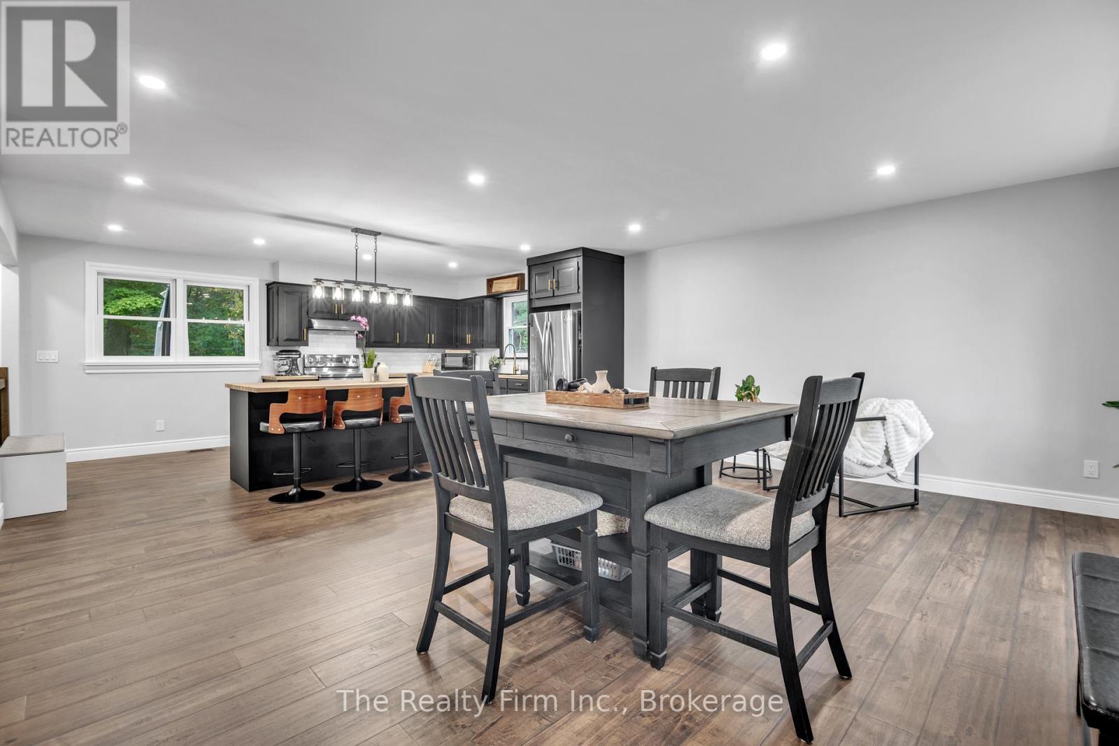 4 Rokeby Side Road, Norfolk, Ontario  N4G 4G7 - Photo 15 - X12695106