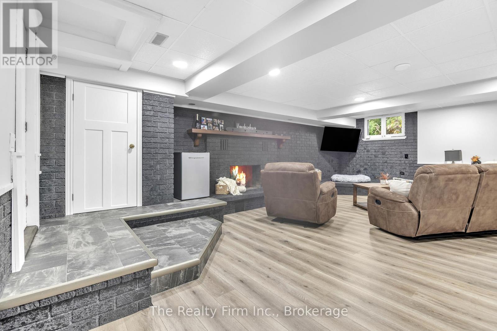 4 Rokeby Side Road, Norfolk, Ontario  N4G 4G7 - Photo 25 - X12695106