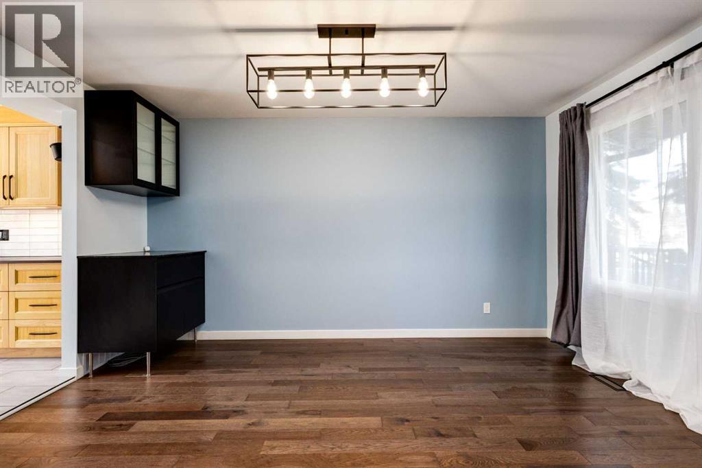 17 Sunvale Crescent Se, Calgary, Alberta  T2X 2T1 - Photo 6 - A2278187