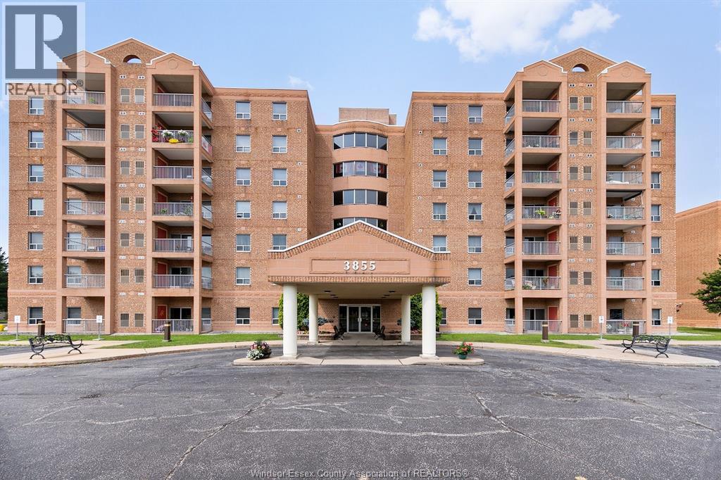 MLS# 26001058: 3855 SOUTHWINDS Unit# 706, Windsor, Canada