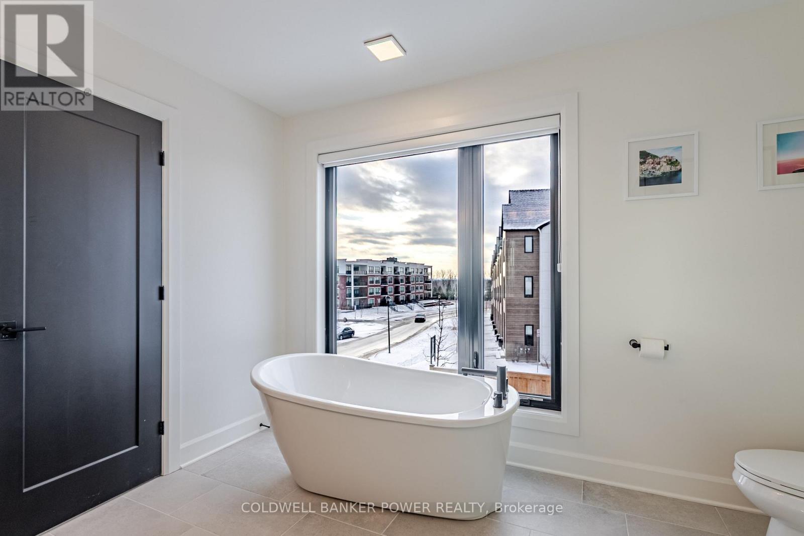 Photo 26 of 35 for 899 Upperpoint Avenue