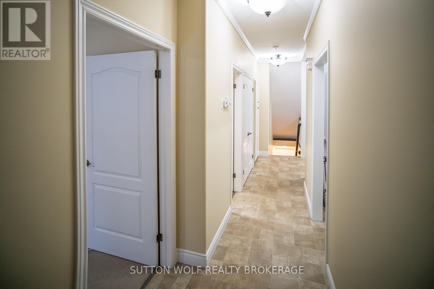 7 - 384 Head Street N, Strathroy-Caradoc, Ontario  N7G 2J9 - Photo 17 - X12695062