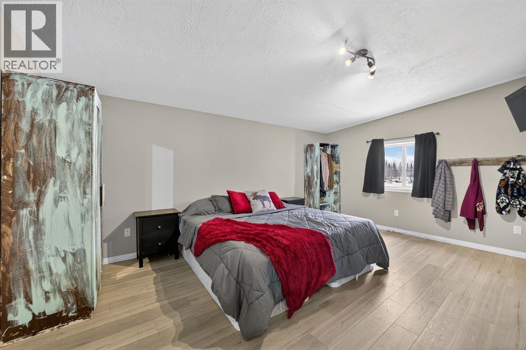 220 5 Street NW, Sundre, Alberta  T0M 1X0 - Photo 15 - A2272348