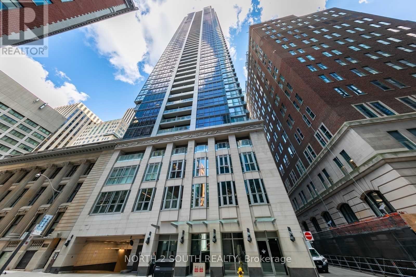 4912 - 70 TEMPERANCE STREET, Toronto, Ontario