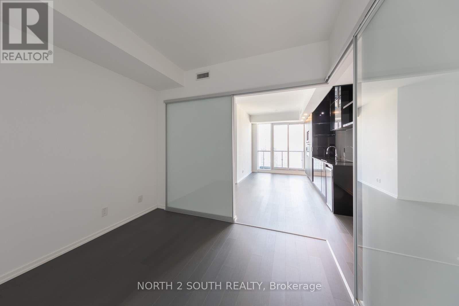 4912 - 70 Temperance Street, Toronto, Ontario  M5A 3C4 - Photo 13 - C12694520