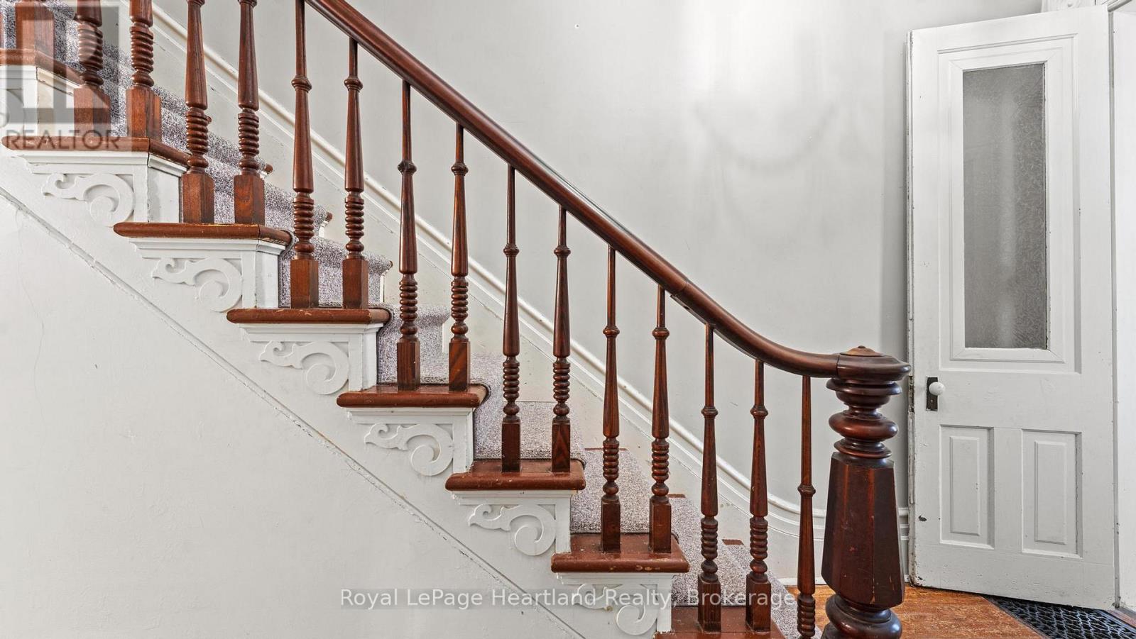 190 Albert Street, Central Huron, Ontario  N0M 1L0 - Photo 13 - X12664474