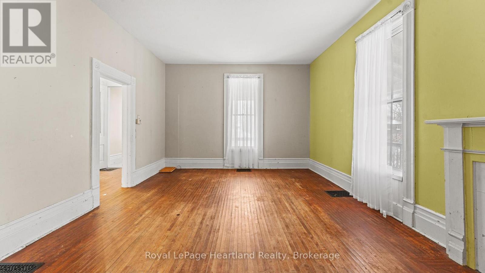 190 Albert Street, Central Huron, Ontario  N0M 1L0 - Photo 10 - X12664474