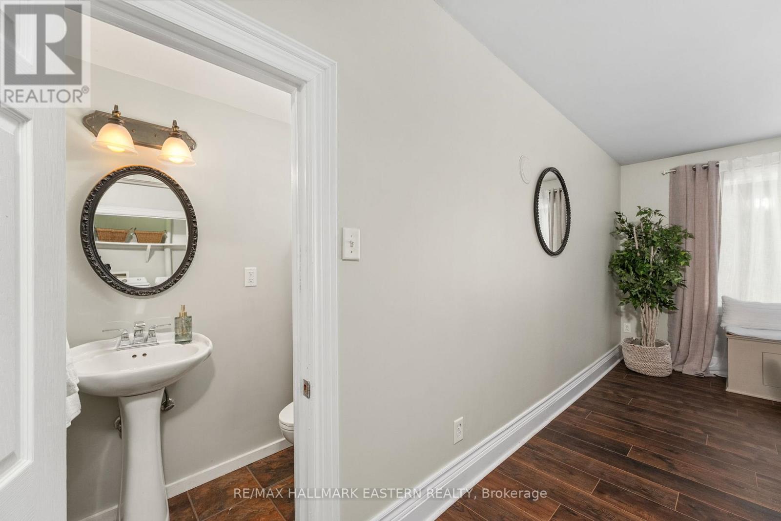 1065 Gore Street, Selwyn, Ontario  K0L 1H0 - Photo 10 - X12647806