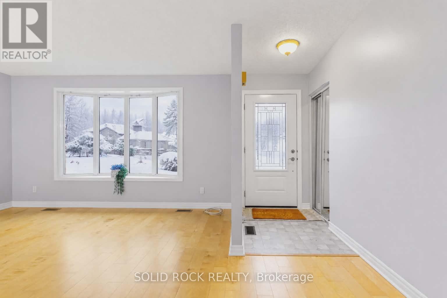 1301 Alwington Street, Brockville, Ontario  K6V 6A5 - Photo 10 - X12694260