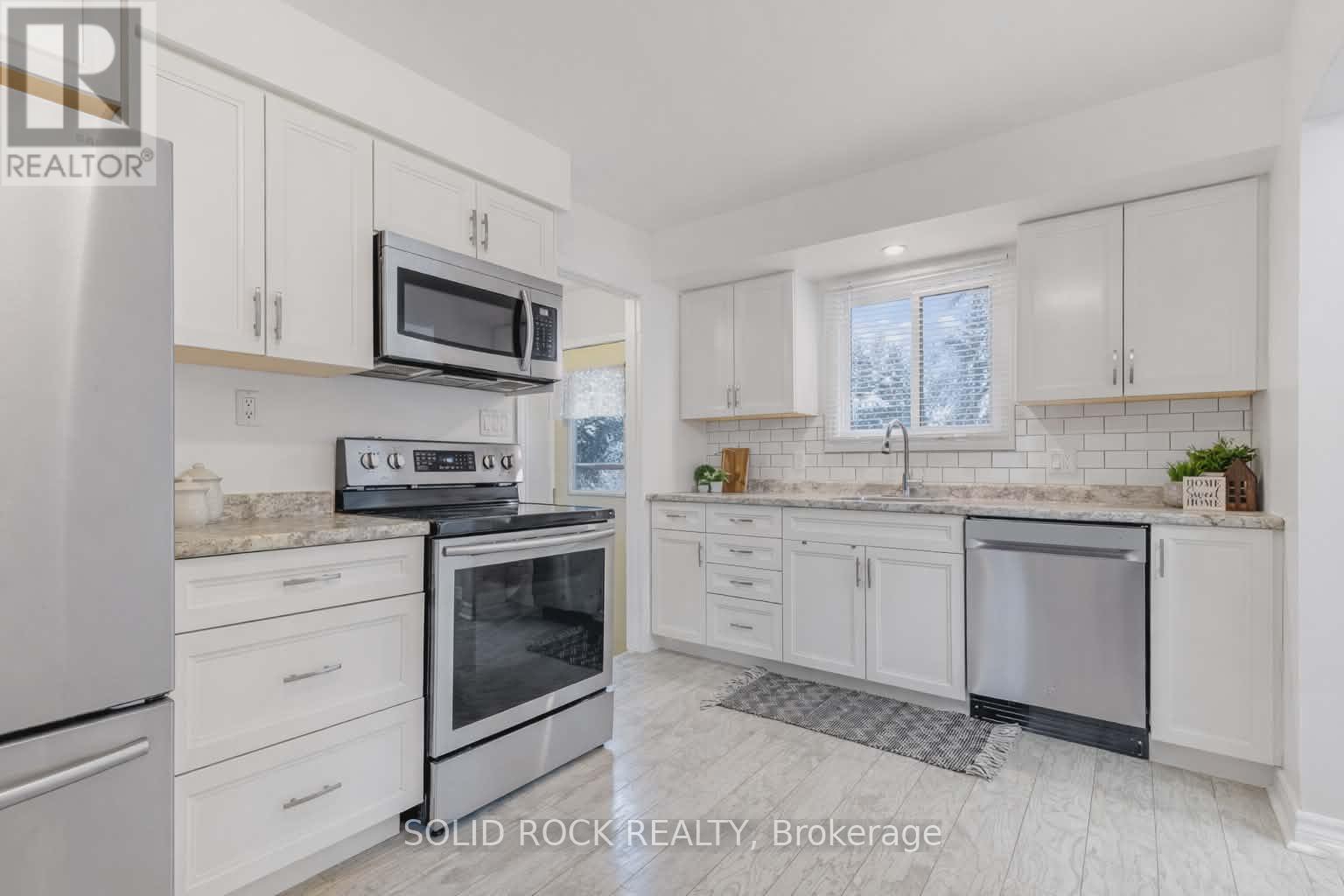 1301 Alwington Street, Brockville, Ontario  K6V 6A5 - Photo 15 - X12694260