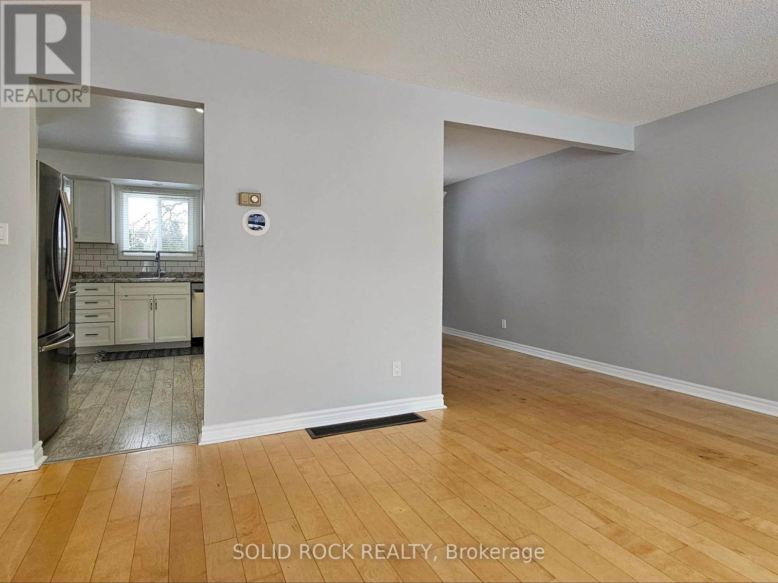 1301 Alwington Street, Brockville, Ontario  K6V 6A5 - Photo 17 - X12694260