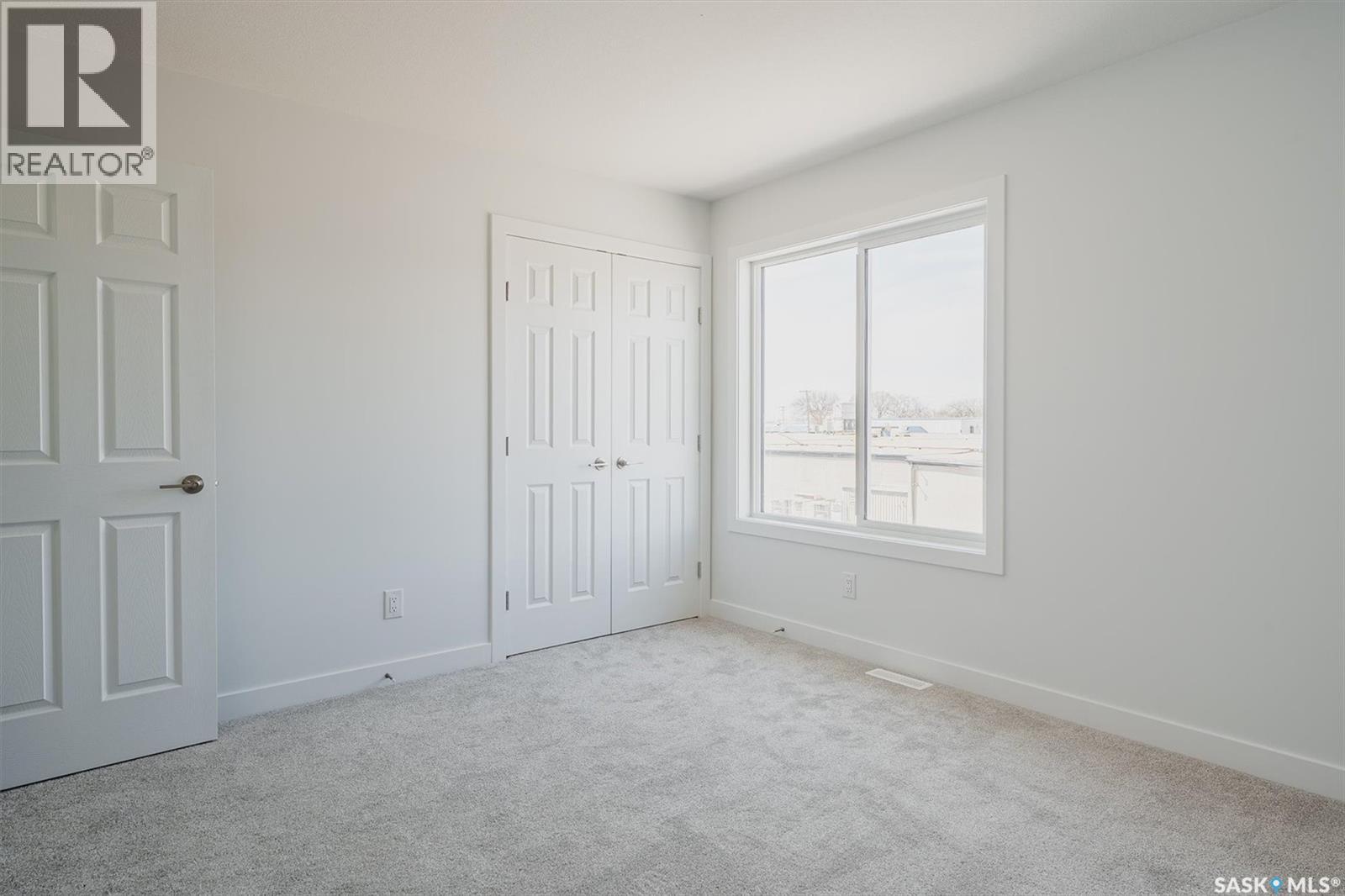 419 L Avenue S, Saskatoon, Saskatchewan  S7M 5Y6 - Photo 11 - SK026729