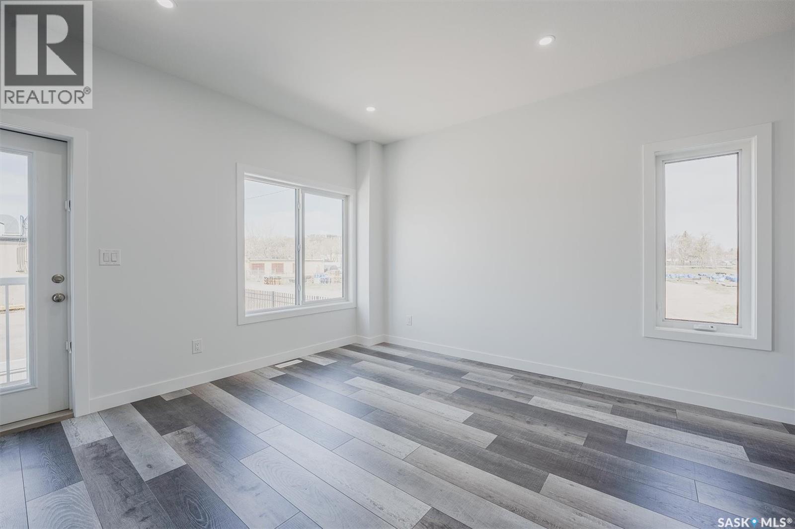 419 L Avenue S, Saskatoon, Saskatchewan  S7M 5Y6 - Photo 5 - SK026729