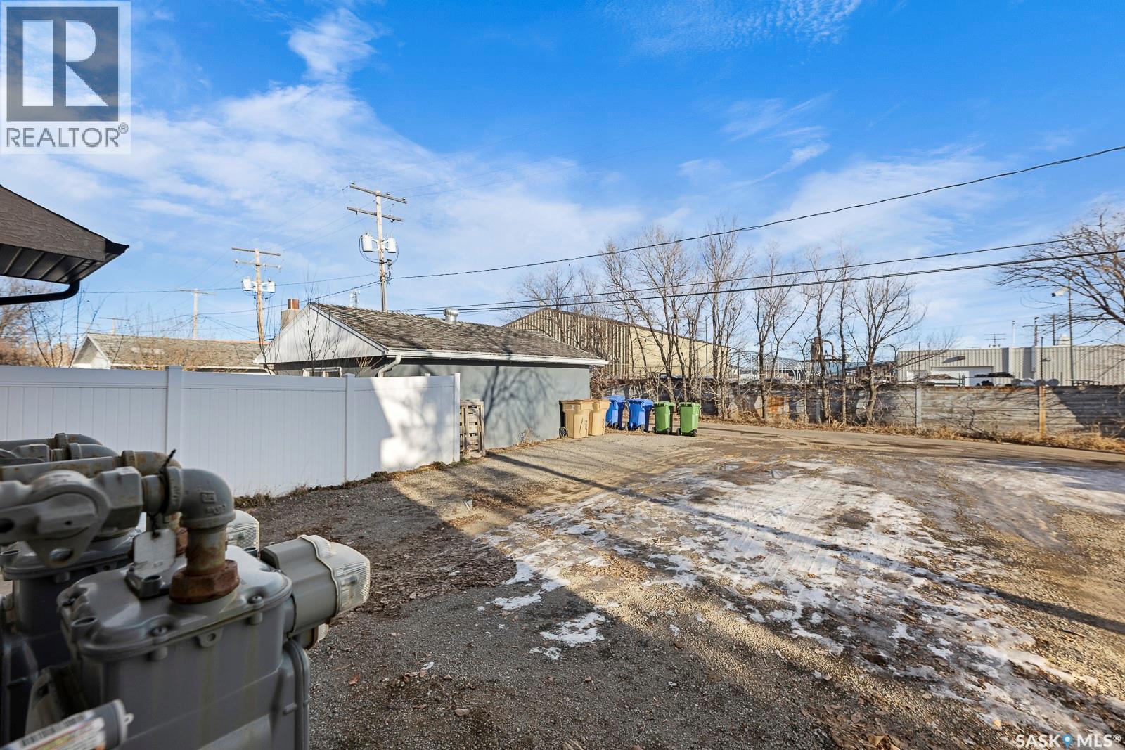 1069 Lindsay Street, Regina, Saskatchewan  S4N 3A8 - Photo 27 - SK026651