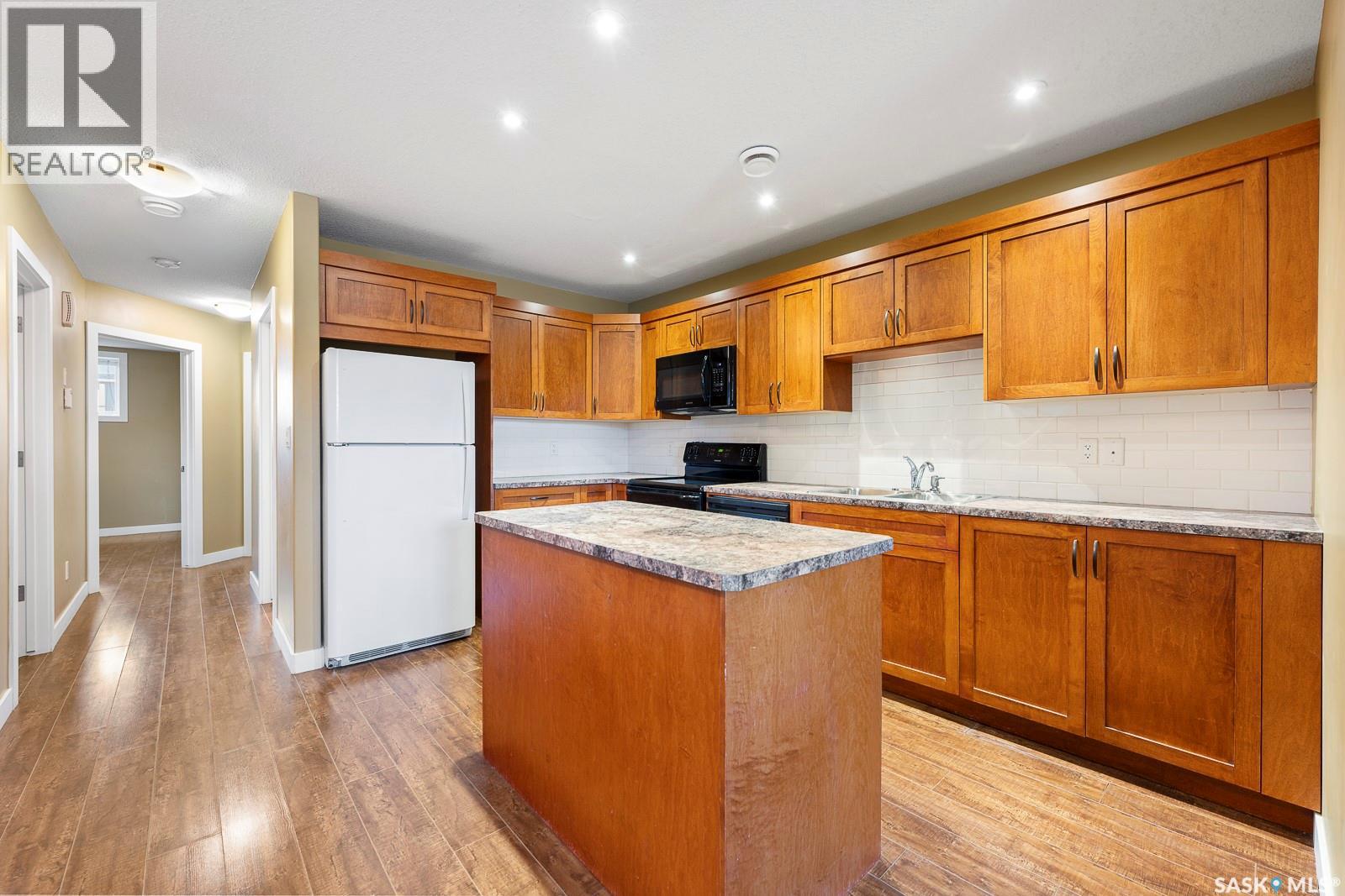 1069 Lindsay Street, Regina, Saskatchewan  S4N 3A8 - Photo 8 - SK026651