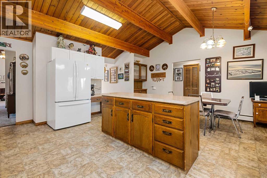 27403 Township Road 292, Rural Mountain View County, Alberta  T0M 0S0 - Photo 19 - A2260081