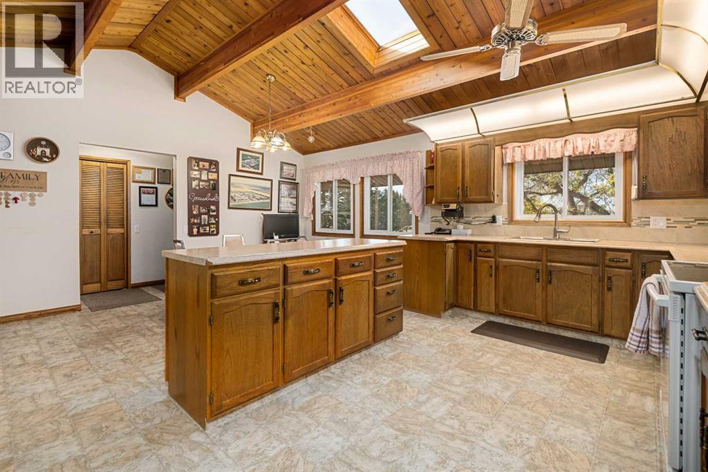 27403 Township Road 292, Rural Mountain View County, Alberta  T0M 0S0 - Photo 18 - A2260081