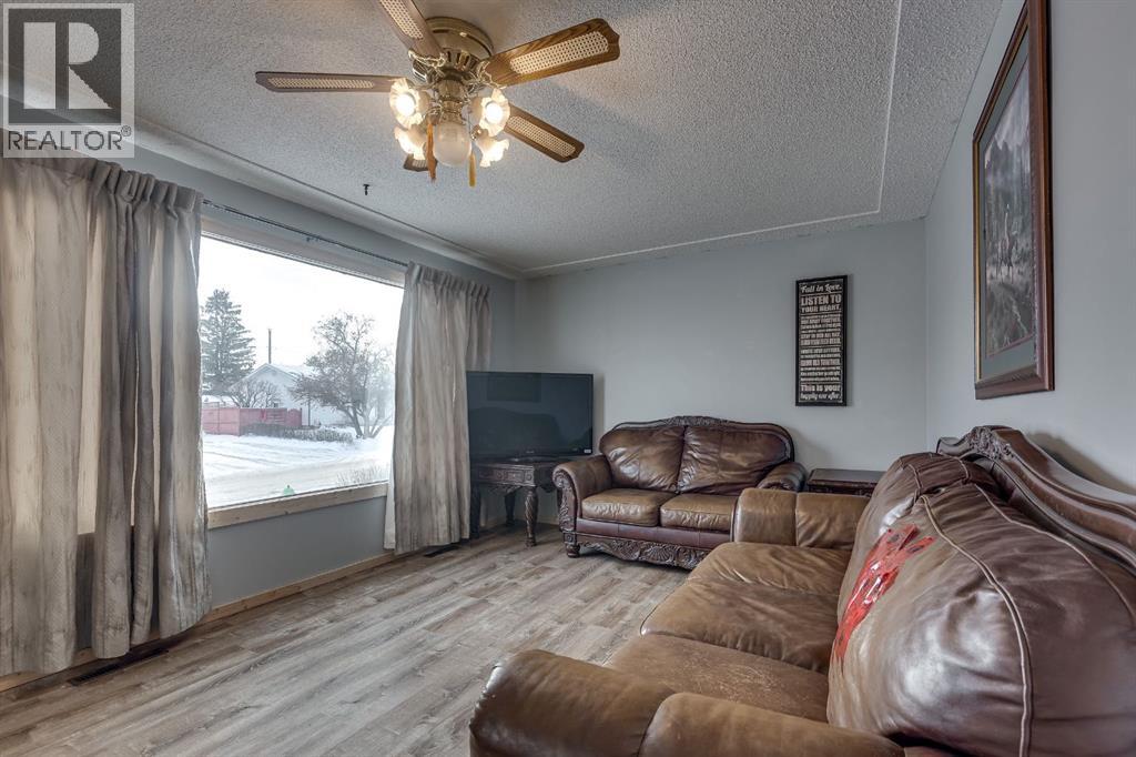 26 Fern Road, Red Deer, Alberta  T4N 4Z4 - Photo 7 - A2277920