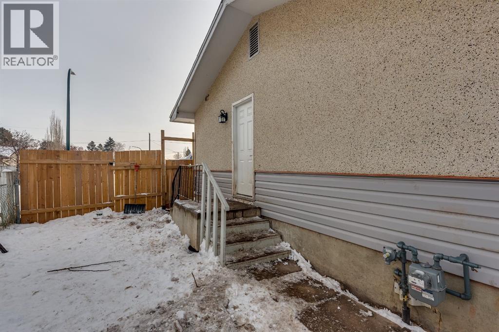 26 Fern Road, Red Deer, Alberta  T4N 4Z4 - Photo 34 - A2277920