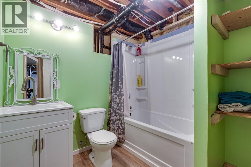 26 Fern Road, Red Deer, Alberta  T4N 4Z4 - Photo 27 - A2277920