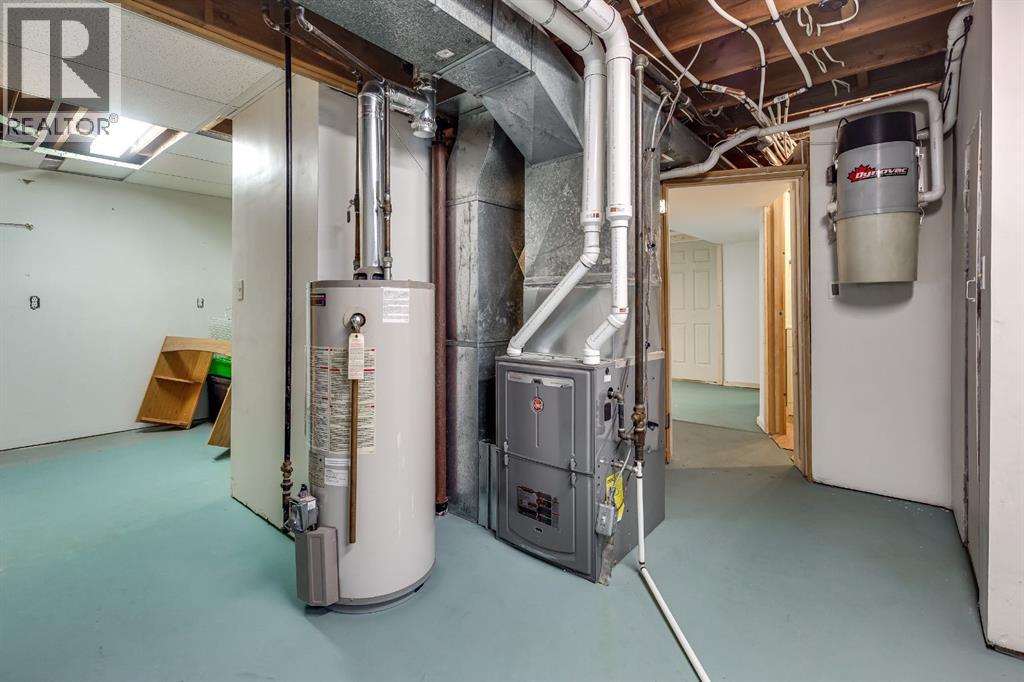 26 Fern Road, Red Deer, Alberta  T4N 4Z4 - Photo 26 - A2277920