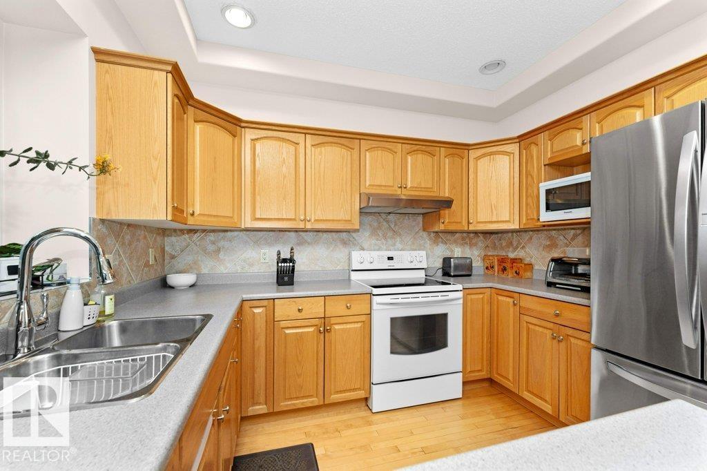 #17 577 Butterworth Wy Nw, Edmonton, Alberta T6R 2Y2 - Photo 13 - E4469961