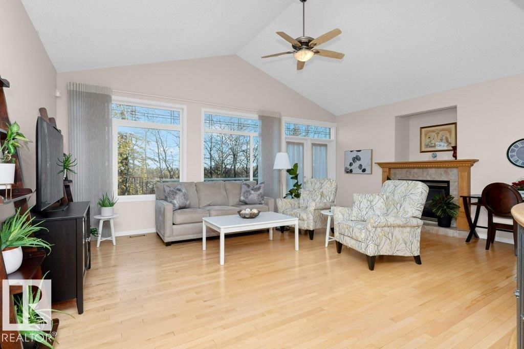 #17 577 Butterworth Wy Nw, Edmonton, Alberta T6R 2Y2 - Photo 4 - E4469961