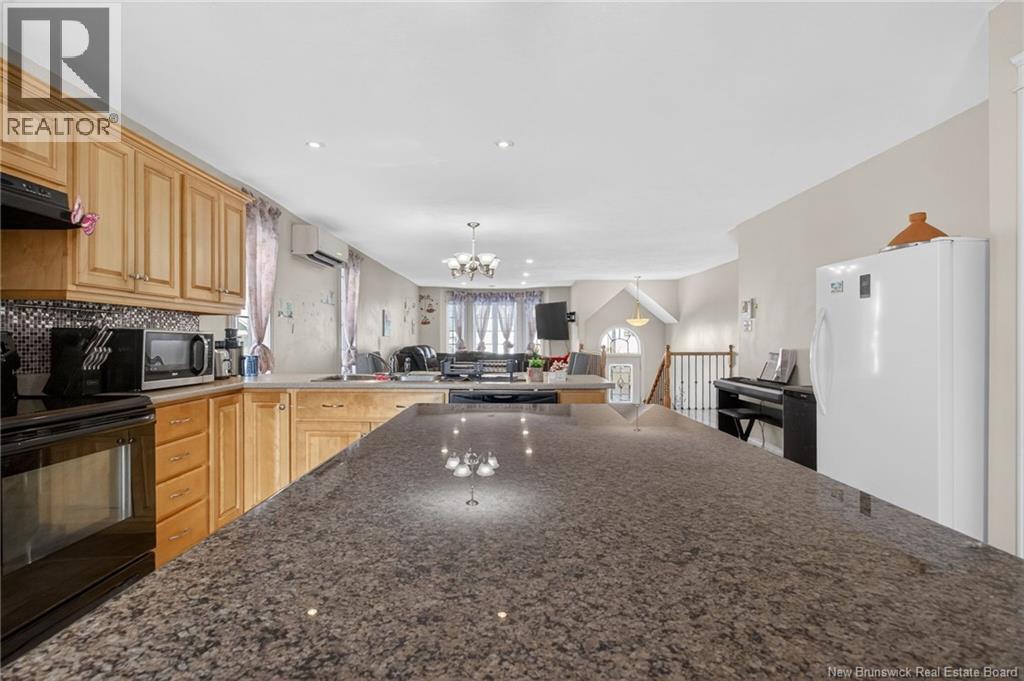 66 Croasdale, Moncton, New Brunswick  E1E 0A8 - Photo 10 - NB132162