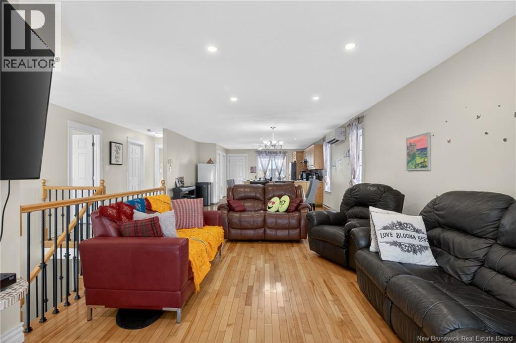 66 Croasdale, Moncton, New Brunswick  E1E 0A8 - Photo 19 - NB132162