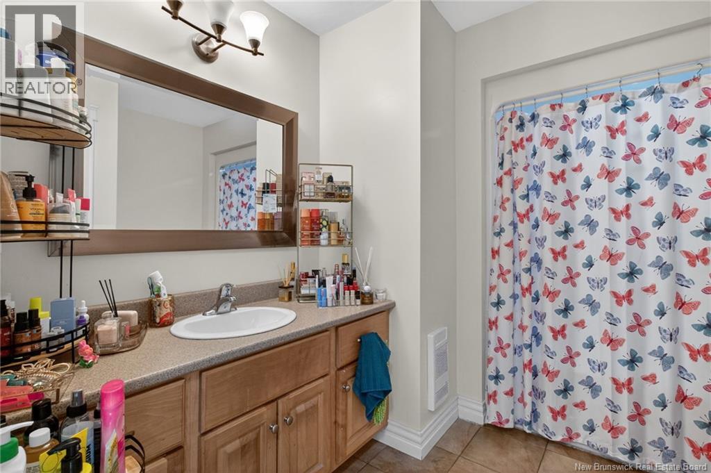 66 Croasdale, Moncton, New Brunswick  E1E 0A8 - Photo 39 - NB132162
