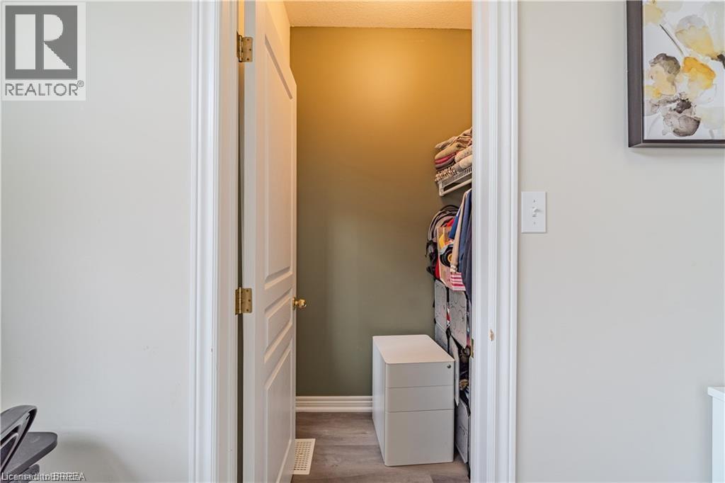 11 Irongate Drive, Paris, Ontario  N3L 4G4 - Photo 16 - 40796991