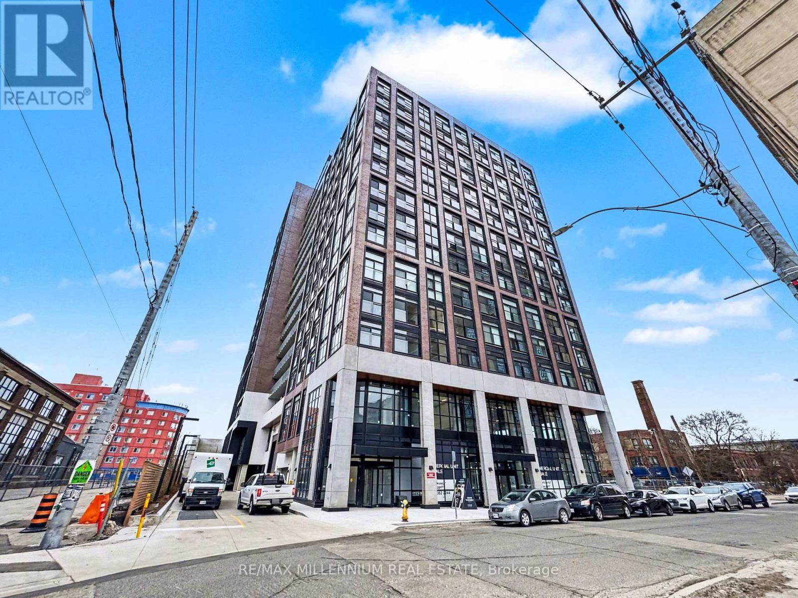 917 - 181 Sterling Road, Toronto (Dufferin Grove), Ontario  M6R 2B2 - Photo 1 - C12694950