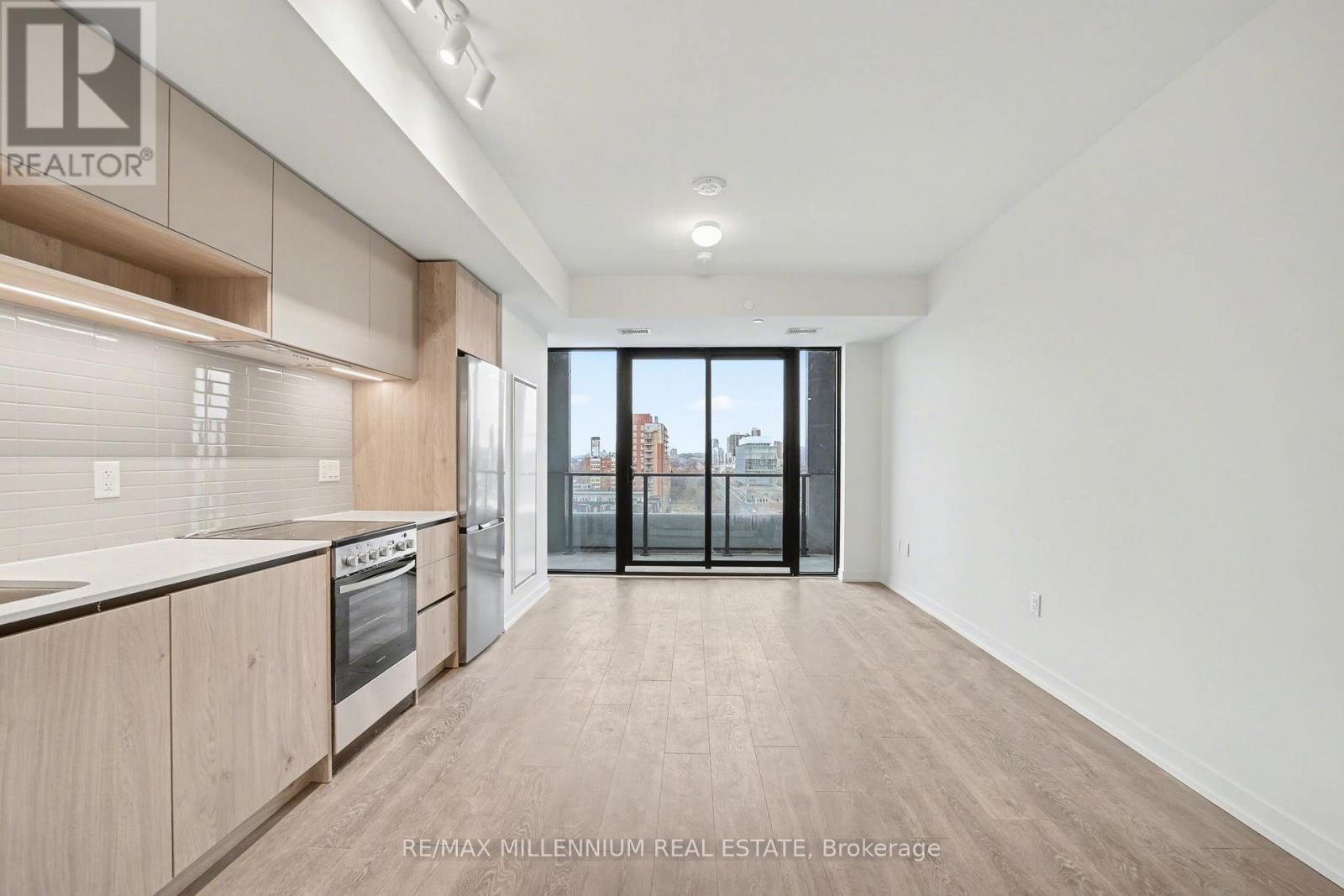 917 - 181 Sterling Road, Toronto (Dufferin Grove), Ontario  M6R 2B2 - Photo 14 - C12694950