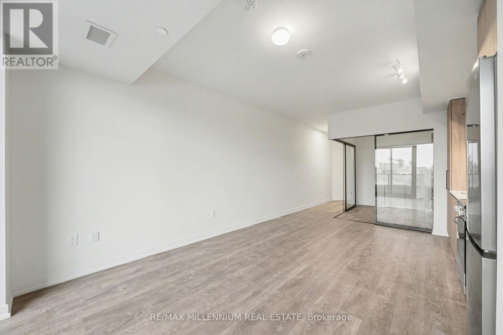 917 - 181 Sterling Road, Toronto (Dufferin Grove), Ontario  M6R 2B2 - Photo 17 - C12694950