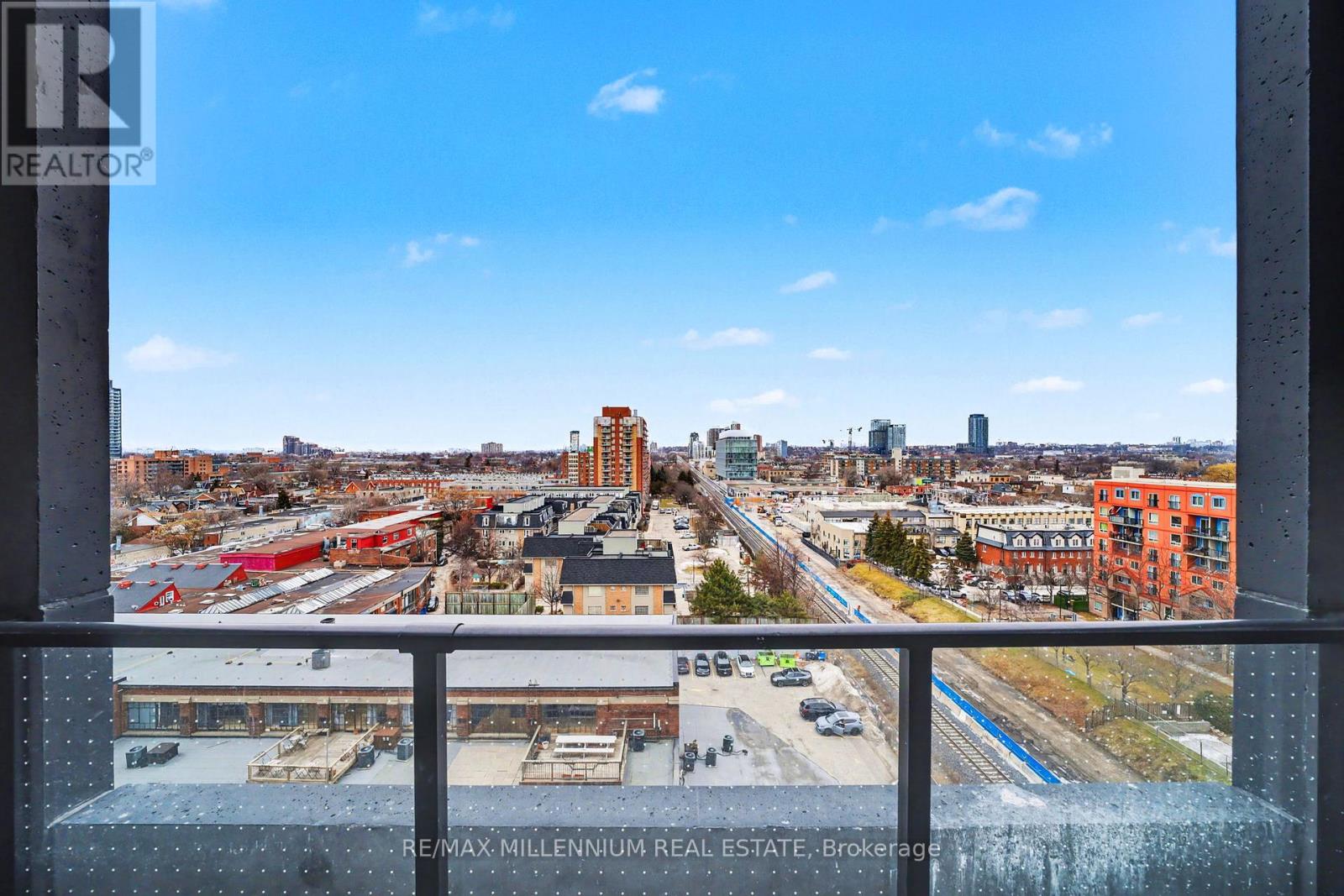 917 - 181 Sterling Road, Toronto (Dufferin Grove), Ontario  M6R 2B2 - Photo 24 - C12694950