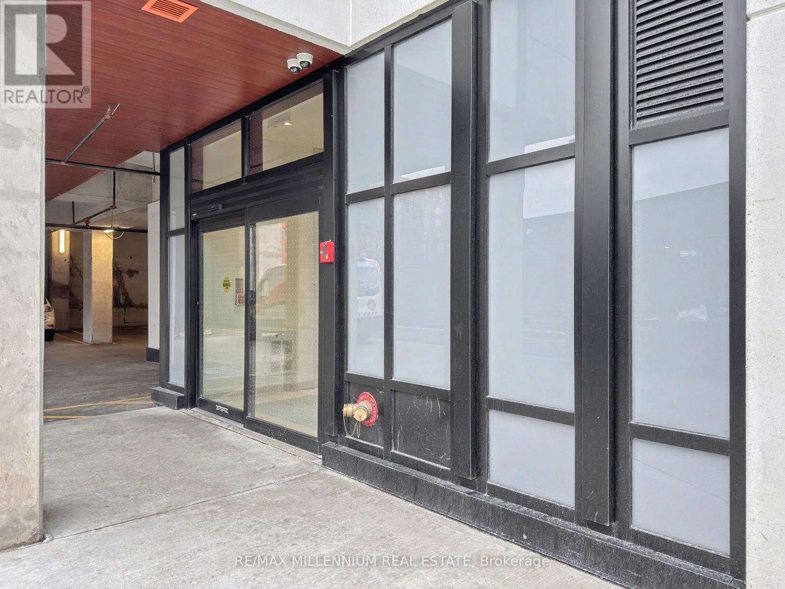 917 - 181 Sterling Road, Toronto (Dufferin Grove), Ontario  M6R 2B2 - Photo 3 - C12694950