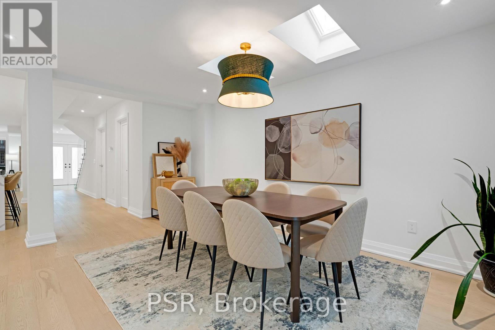 101 Clifton Road, Toronto, Ontario  M4T 2G3 - Photo 10 - C12695000