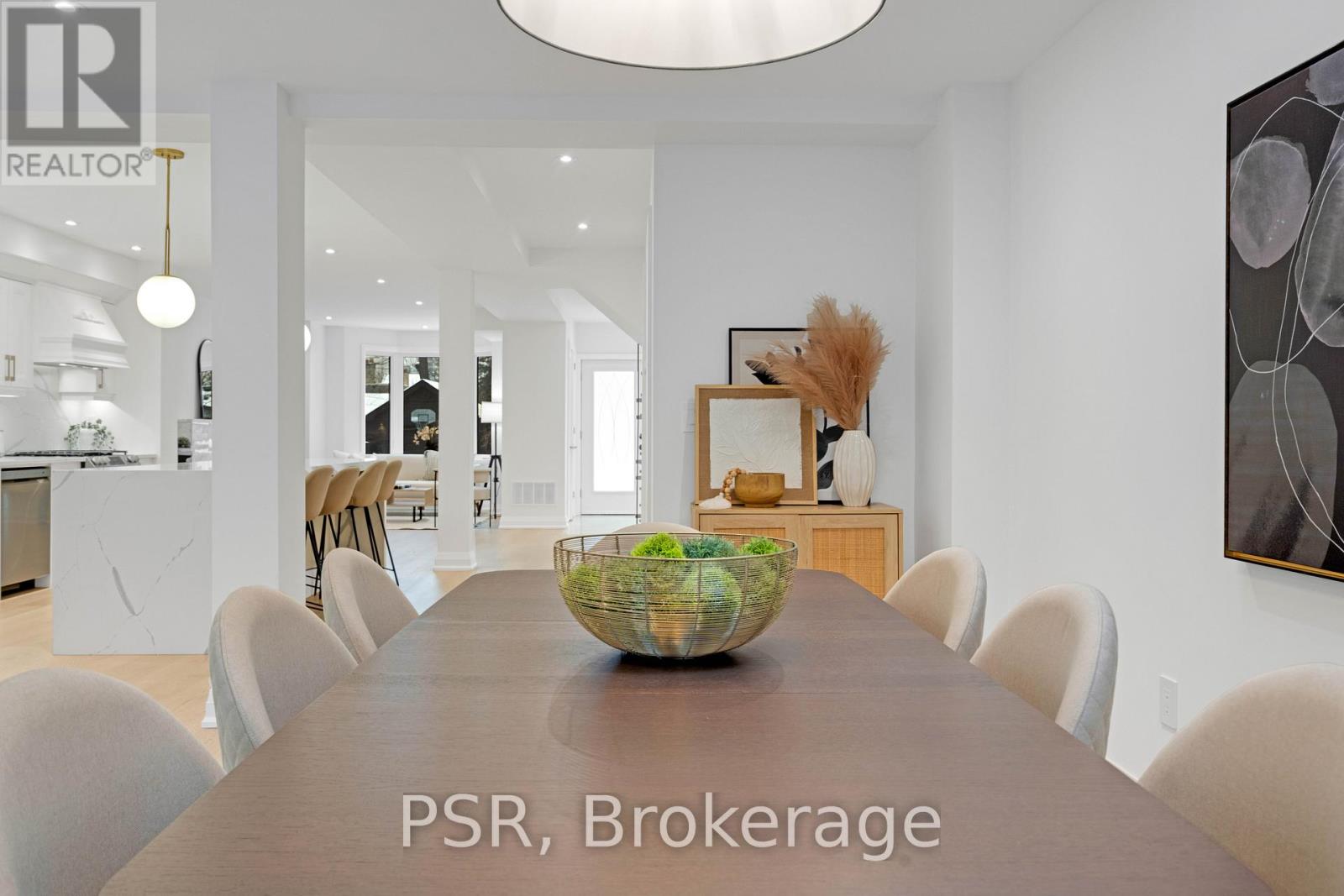 101 Clifton Road, Toronto, Ontario  M4T 2G3 - Photo 11 - C12695000