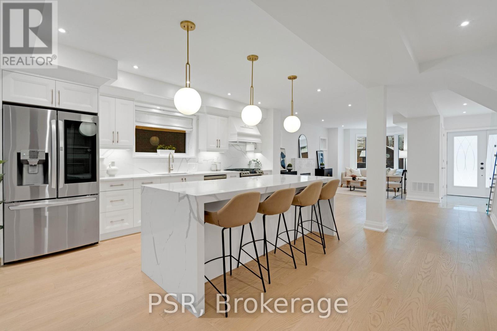 101 Clifton Road, Toronto, Ontario  M4T 2G3 - Photo 12 - C12695000