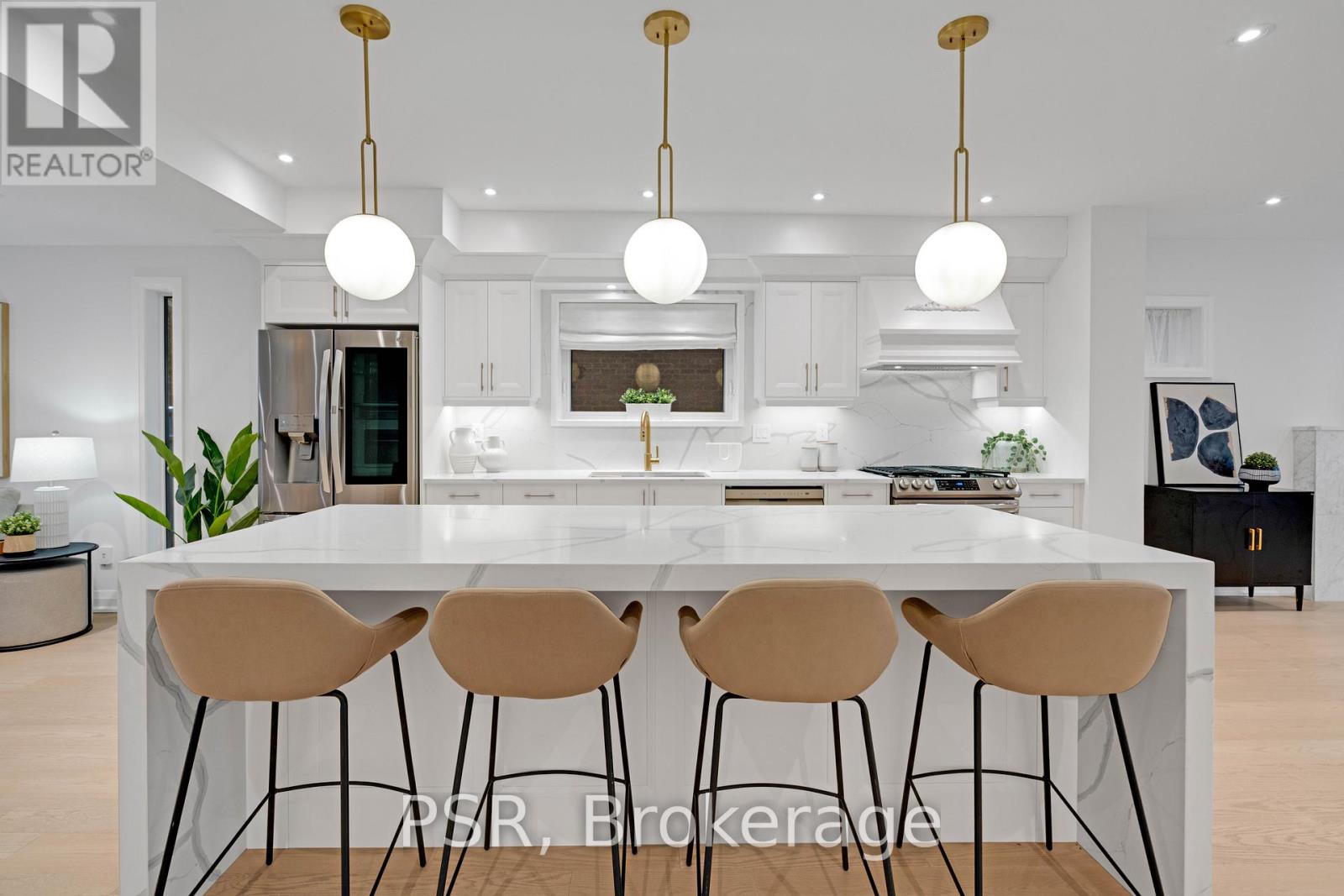 101 Clifton Road, Toronto, Ontario  M4T 2G3 - Photo 13 - C12695000