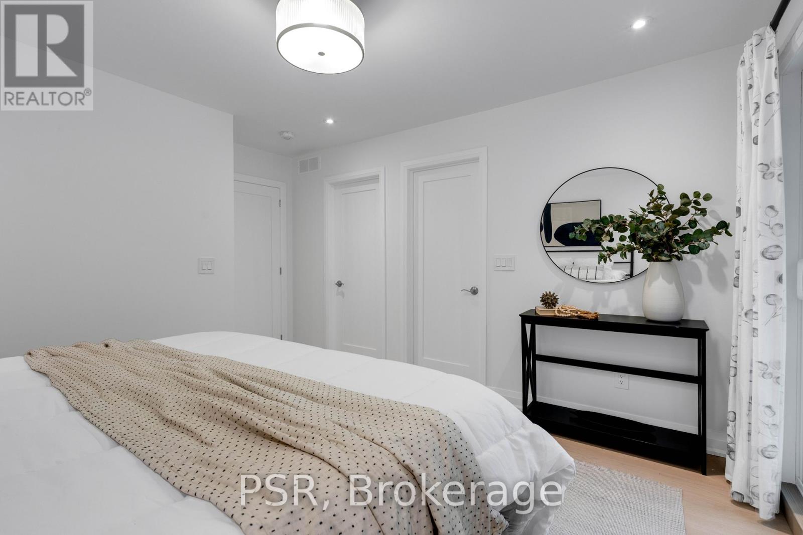 101 Clifton Road, Toronto, Ontario  M4T 2G3 - Photo 16 - C12695000