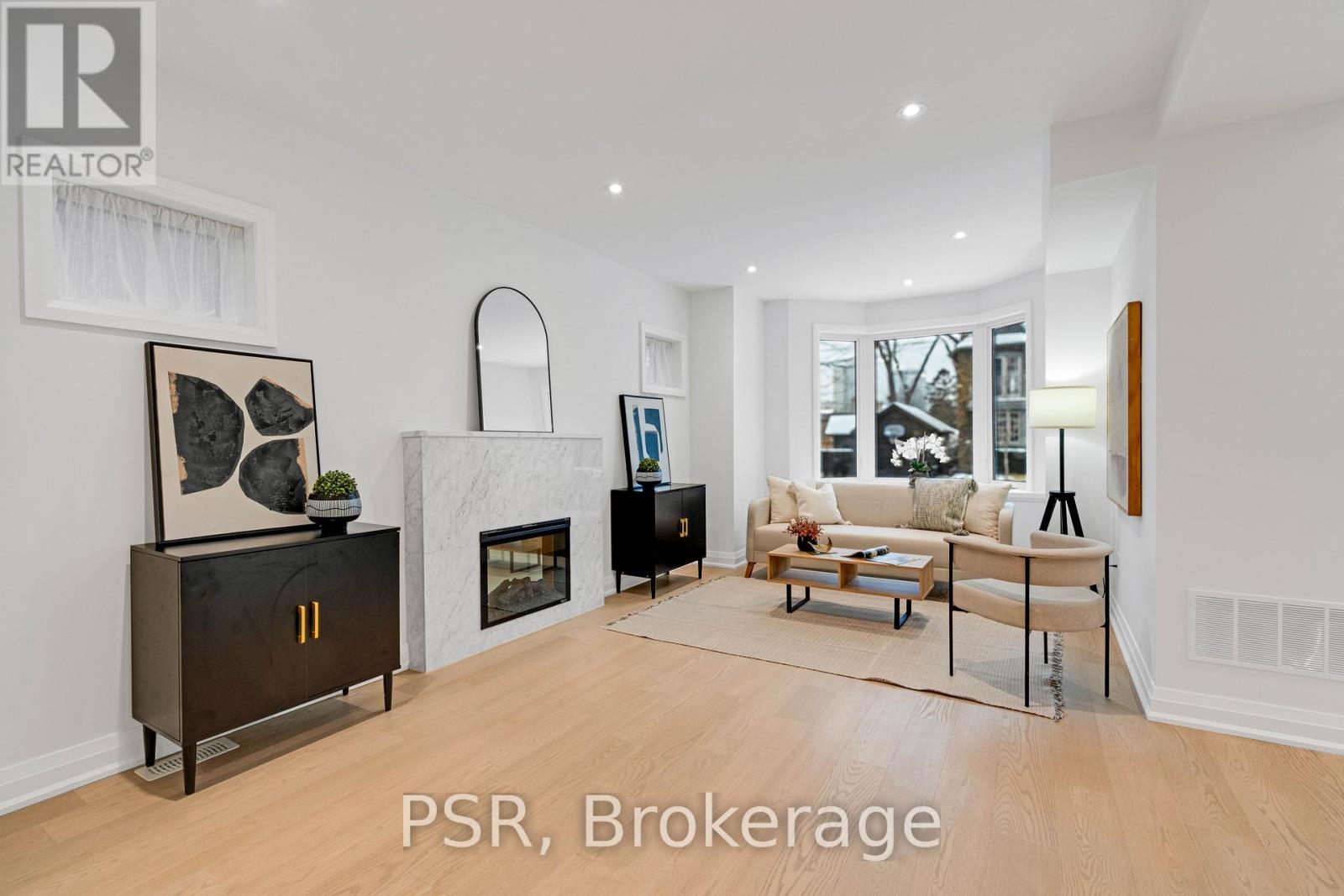 101 Clifton Road, Toronto, Ontario  M4T 2G3 - Photo 4 - C12695000