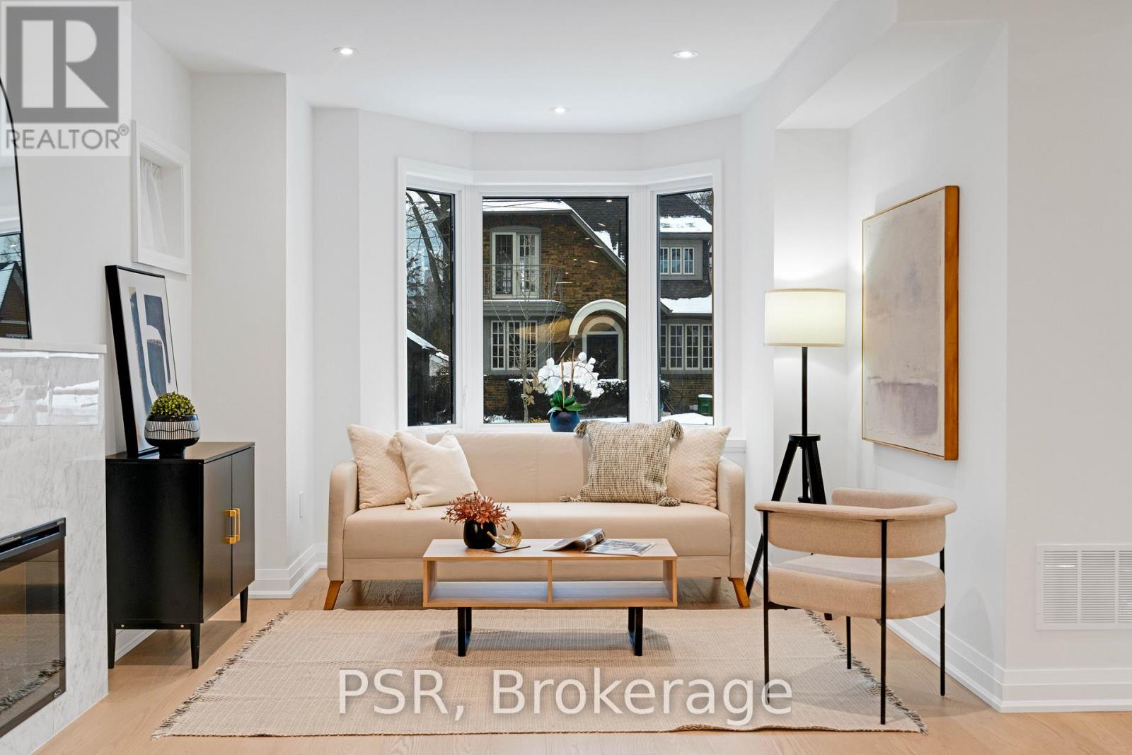 101 Clifton Road, Toronto, Ontario  M4T 2G3 - Photo 5 - C12695000