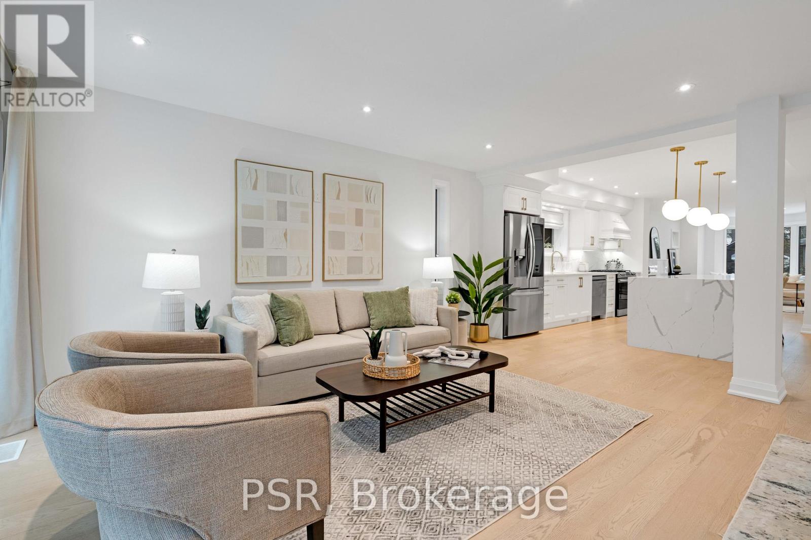 101 Clifton Road, Toronto, Ontario  M4T 2G3 - Photo 8 - C12695000