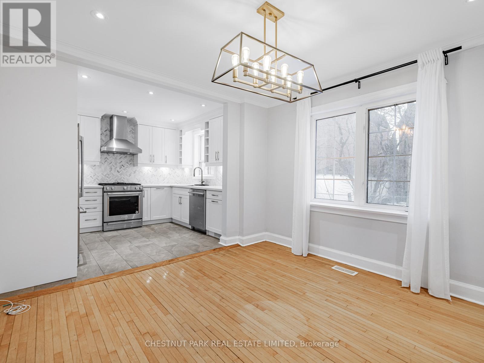 263 Old Forest Hill Road, Toronto (Forest Hill North), Ontario  M6C 2H5 - Photo 14 - C12695002