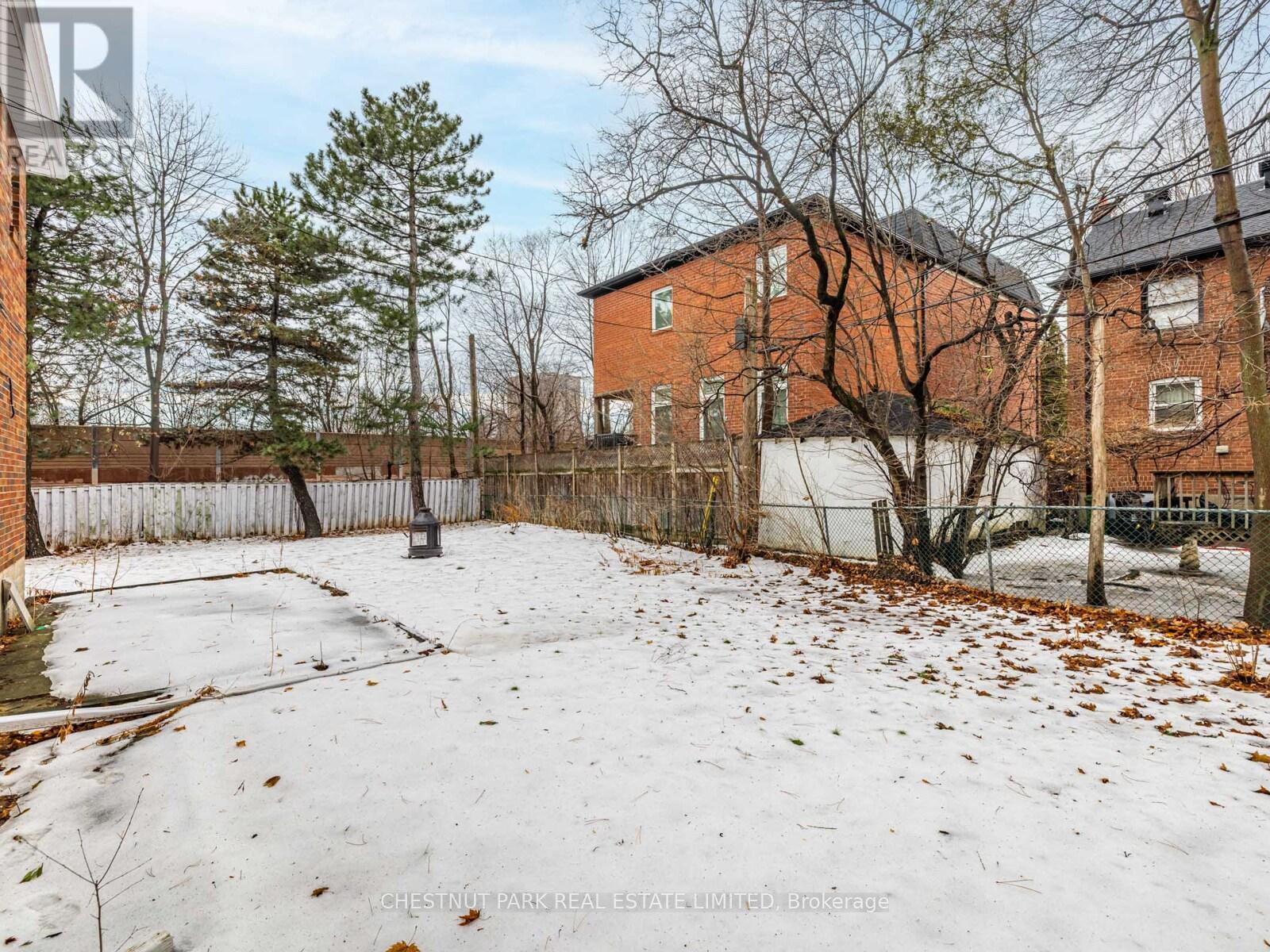 263 Old Forest Hill Road, Toronto (Forest Hill North), Ontario  M6C 2H5 - Photo 32 - C12695002