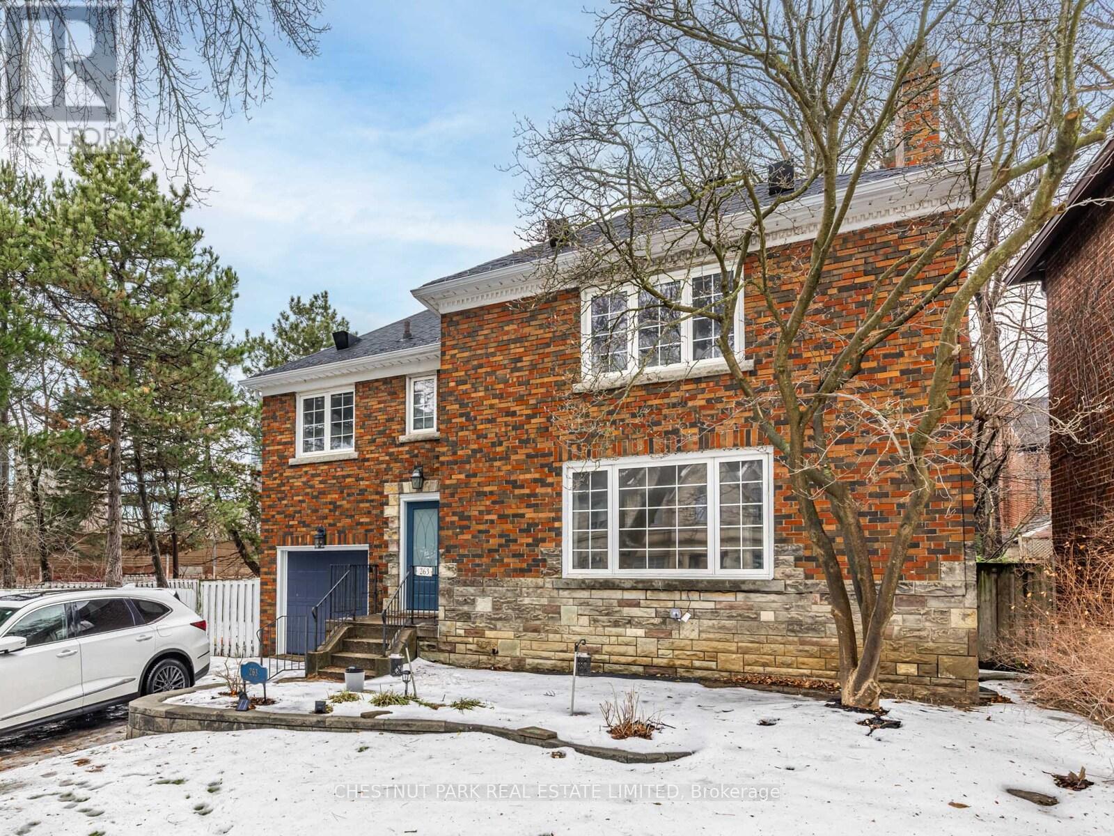 263 Old Forest Hill Road, Toronto (Forest Hill North), Ontario  M6C 2H5 - Photo 5 - C12695002