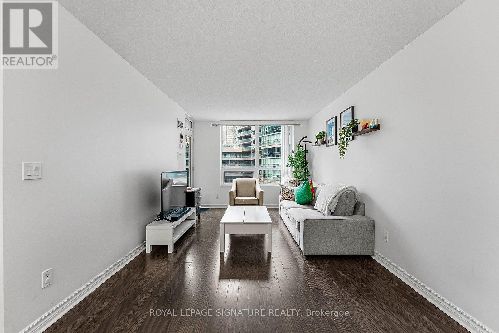 502 - 19 Grand Trunk Crescent, Toronto (Waterfront Communities), Ontario  M5J 3A3 - Photo 11 - C12695080